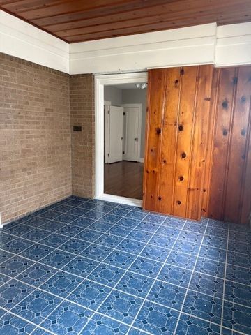 2701 Stuart Drive, Fort Worth, TX 76104