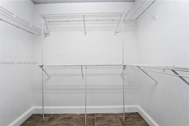 700 SW 137th Ave 215H, Pembroke Pines, FL 33027