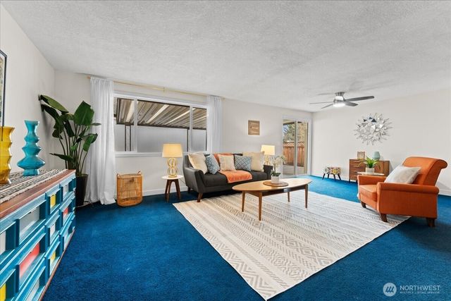 13414 NW Indian Springs Dr, Vancouver, WA 98685