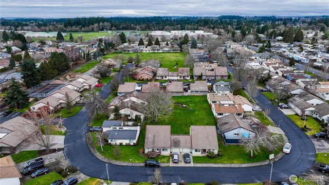 13414 NW Indian Springs Dr, Vancouver, WA 98685