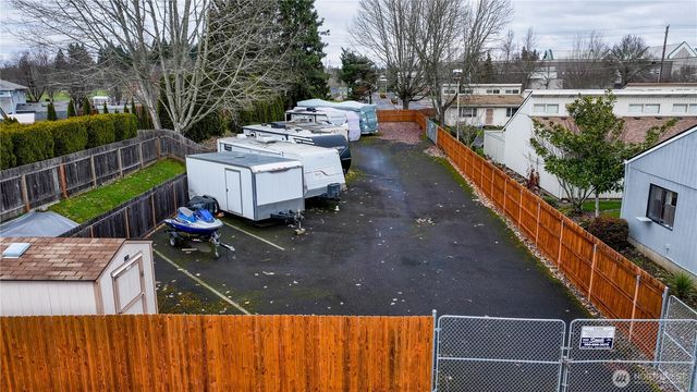 13414 NW Indian Springs Dr, Vancouver, WA 98685