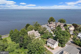 2 RIVER DR, Annapolis, MD 21403