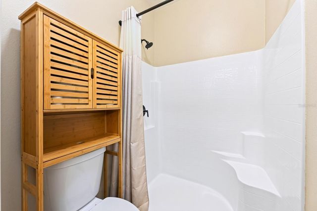 233 W FIESTA KEY LOOP, Deland, FL 32720