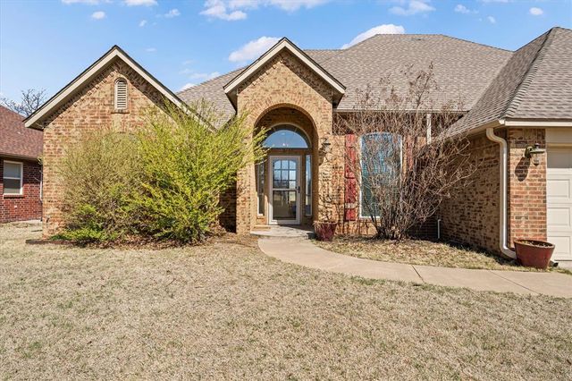 12012 Wickford Place, Yukon, OK 73099