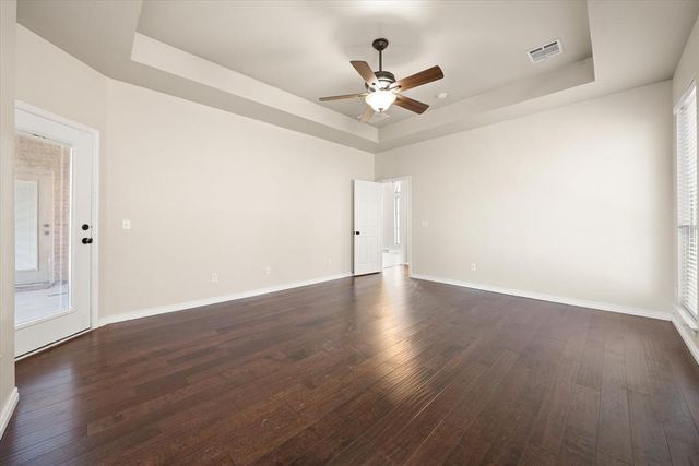 12012 Wickford Place, Yukon, OK 73099