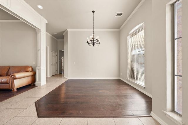 12012 Wickford Place, Yukon, OK 73099