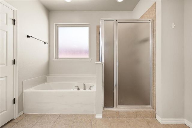 12012 Wickford Place, Yukon, OK 73099