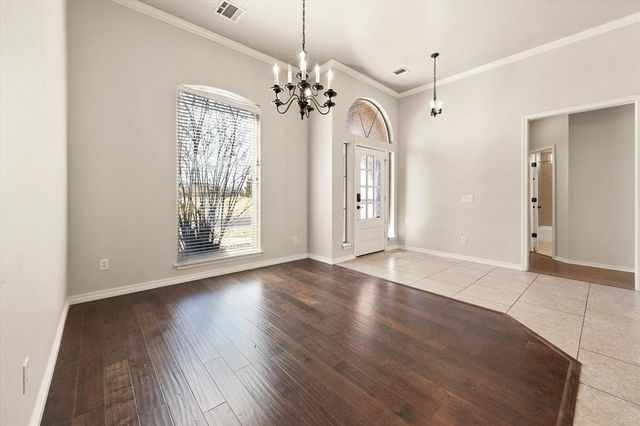 12012 Wickford Place, Yukon, OK 73099