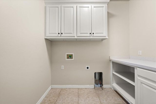 12012 Wickford Place, Yukon, OK 73099