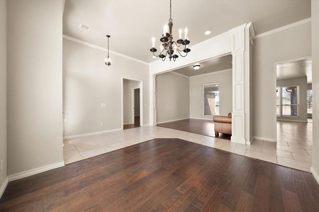 12012 Wickford Place, Yukon, OK 73099