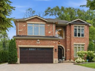 4621 Lilac Avenue, Glenview, IL 60025