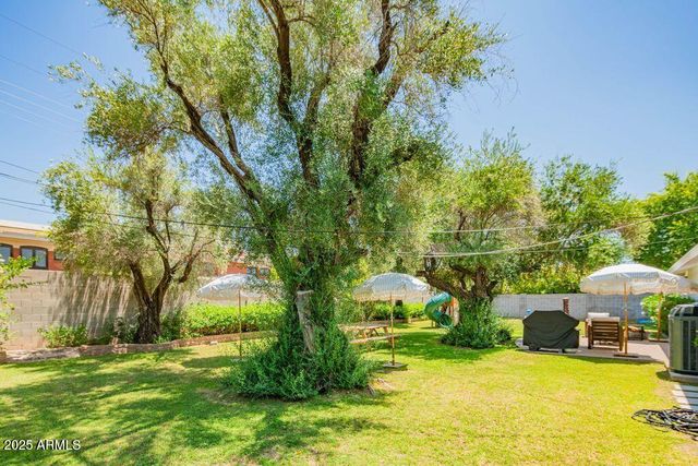 3234 E Coolidge Street, Phoenix, AZ 85018