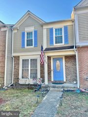 306 BATLEY CT, Fredericksburg, VA 22406