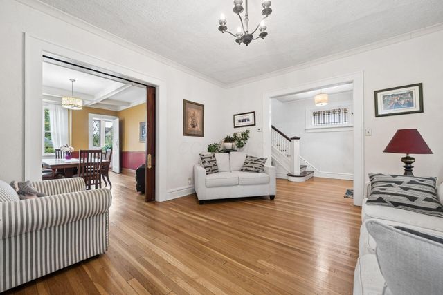 1815 Franklin Park Park S, Columbus, OH 43205