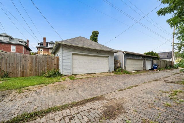 1815 Franklin Park Park S, Columbus, OH 43205