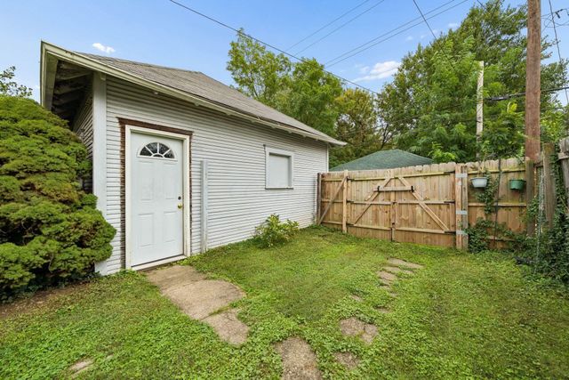 1815 Franklin Park Park S, Columbus, OH 43205