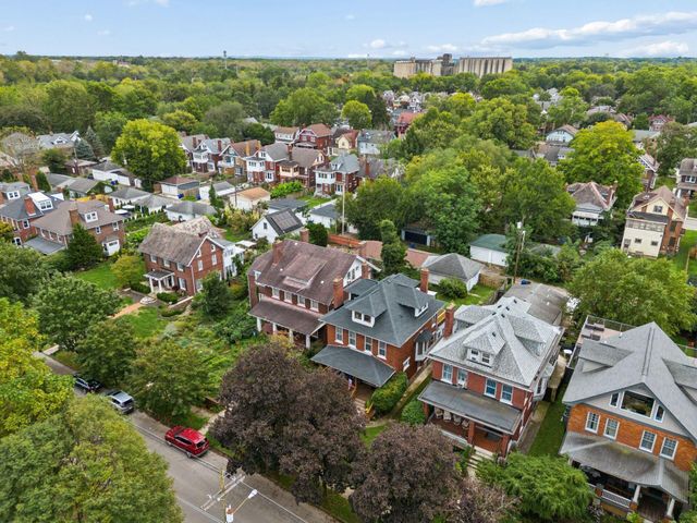 1815 Franklin Park Park S, Columbus, OH 43205