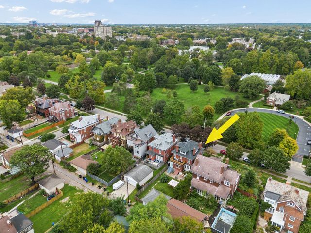 1815 Franklin Park Park S, Columbus, OH 43205