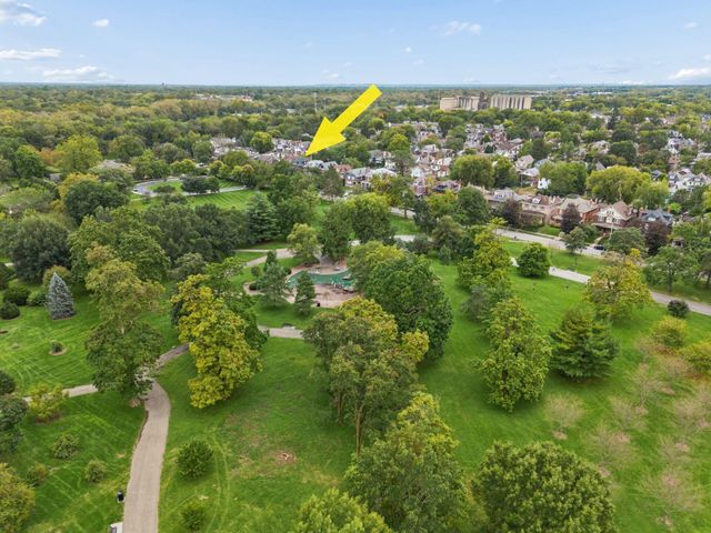 1815 Franklin Park Park S, Columbus, OH 43205