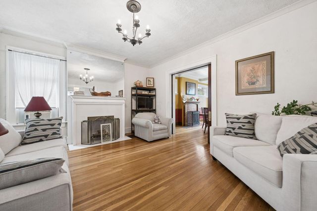 1815 Franklin Park Park S, Columbus, OH 43205