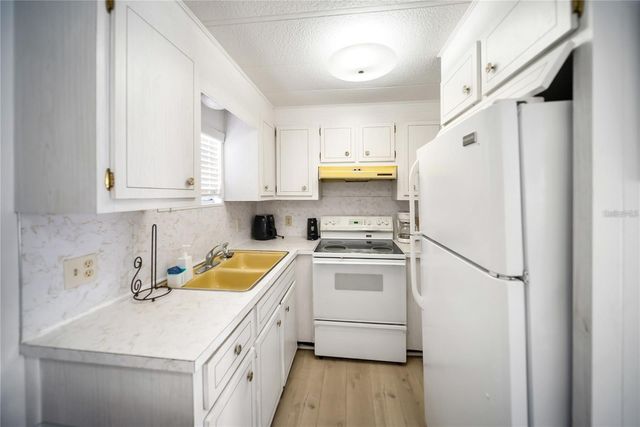 10315 CORTEZ ROAD 60-4, Bradenton, FL 34210