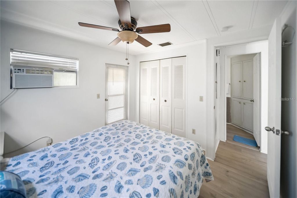 Image 17 of property listing at 10315 CORTEZ ROAD 60-4, Bradenton, FL 34210