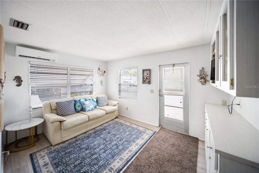 Image 7 of property listing at 10315 CORTEZ ROAD 60-4, Bradenton, FL 34210