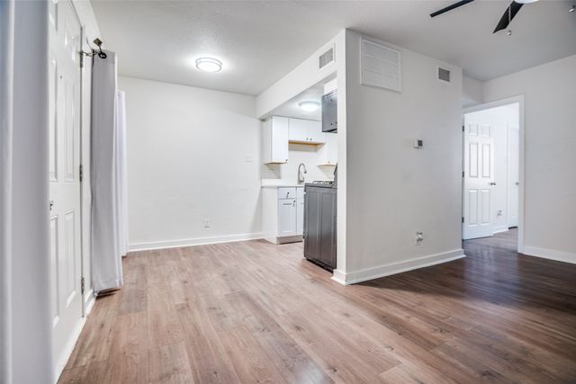 4927 San Jacinto Street 210, Dallas, TX 75206