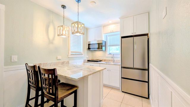 407 NW 7TH Street B, Boynton Beach, FL 33426