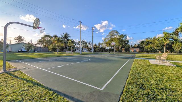407 NW 7TH Street B, Boynton Beach, FL 33426