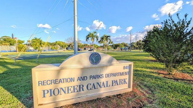 407 NW 7TH Street B, Boynton Beach, FL 33426