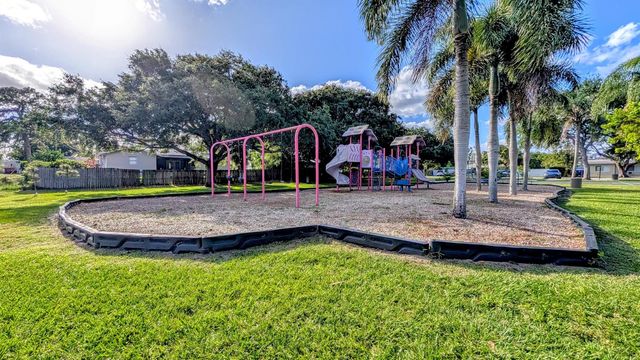 407 NW 7TH Street B, Boynton Beach, FL 33426