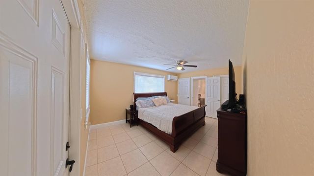 407 NW 7TH Street B, Boynton Beach, FL 33426