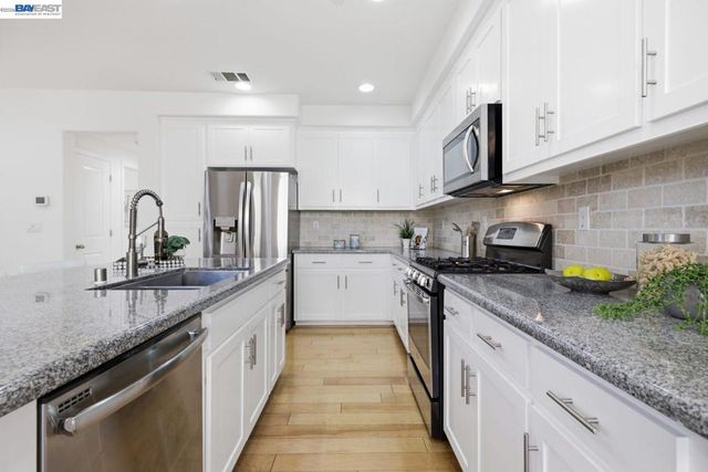 1633 Lee Way, Milpitas, CA 95035