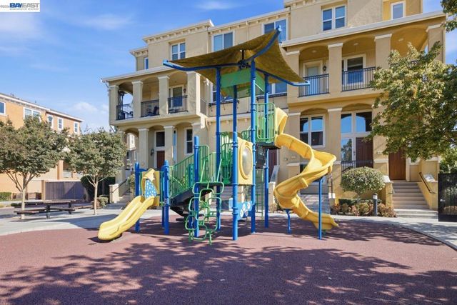1633 Lee Way, Milpitas, CA 95035