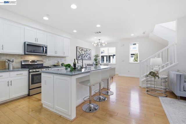 1633 Lee Way, Milpitas, CA 95035
