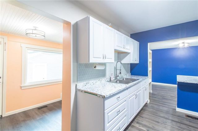 1007 S Independence Street, Harrisonville, MO 64701
