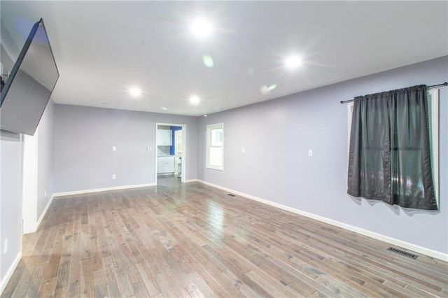 1007 S Independence Street, Harrisonville, MO 64701