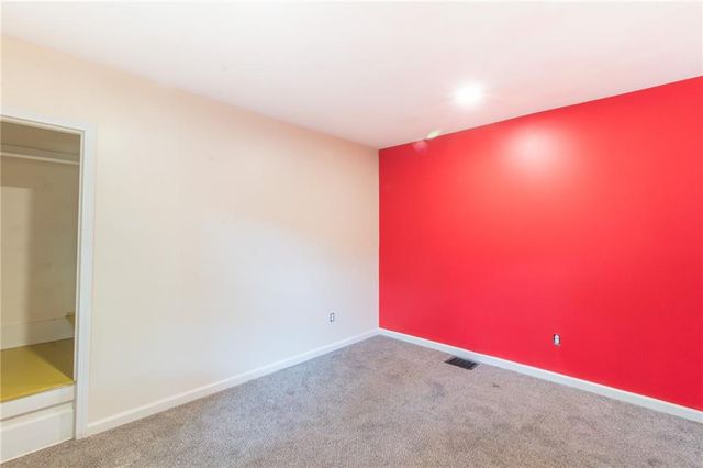1007 S Independence Street, Harrisonville, MO 64701