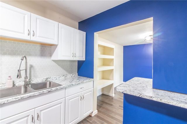 1007 S Independence Street, Harrisonville, MO 64701