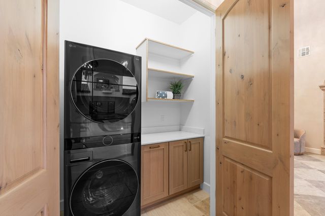 10300 Signal Avenue NE, Albuquerque, NM 87122