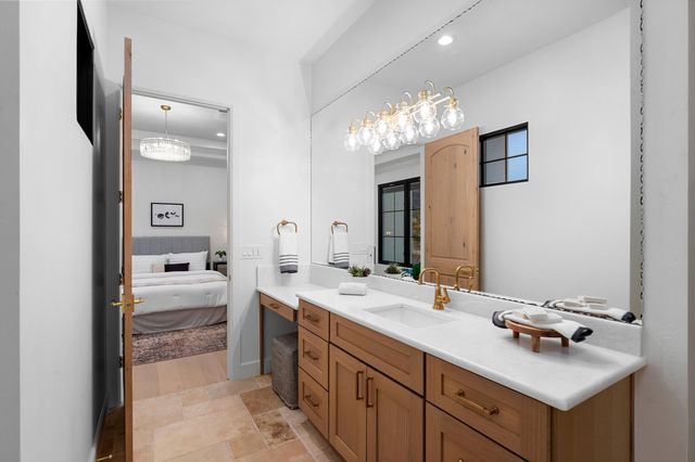 10300 Signal Avenue NE, Albuquerque, NM 87122