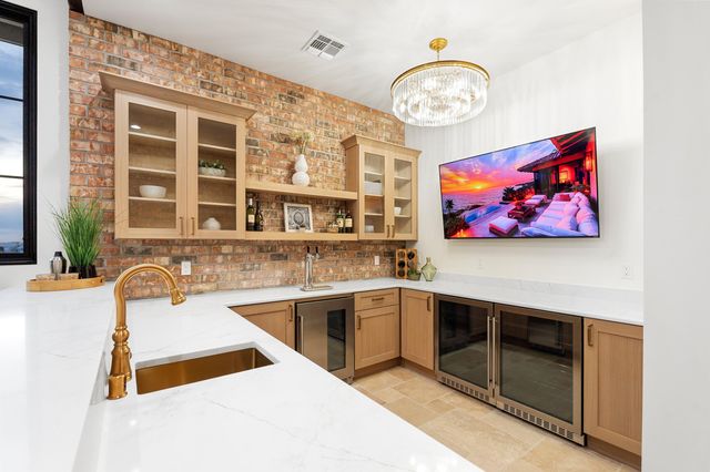 10300 Signal Avenue NE, Albuquerque, NM 87122