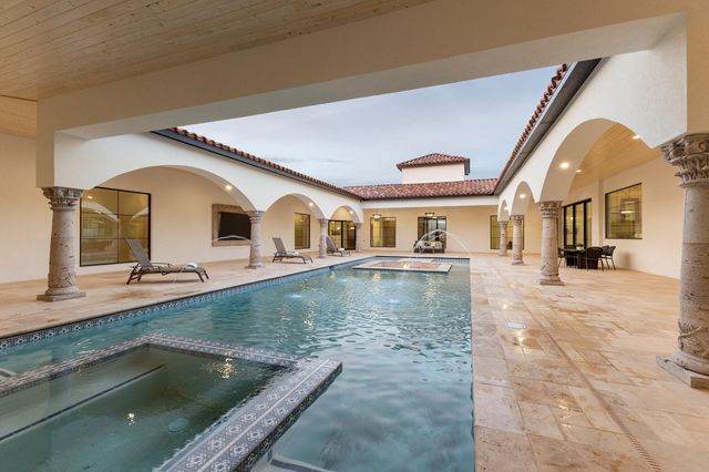 10300 Signal Avenue NE, Albuquerque, NM 87122