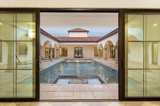 10300 Signal Avenue NE, Albuquerque, NM 87122