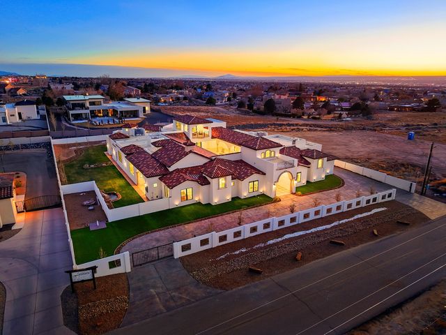 10300 Signal Avenue NE, Albuquerque, NM 87122