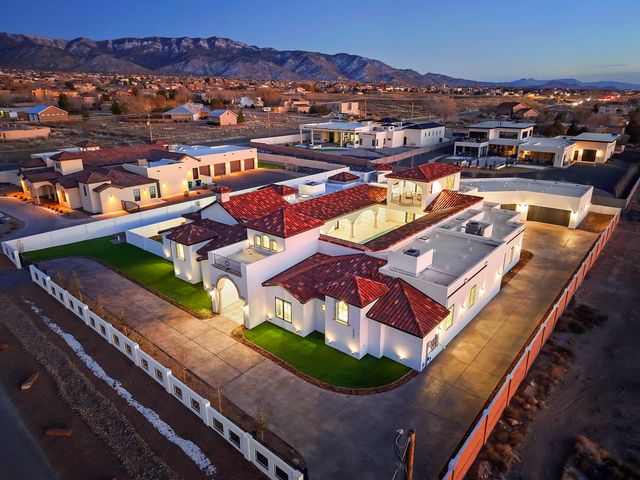 10300 Signal Avenue NE, Albuquerque, NM 87122