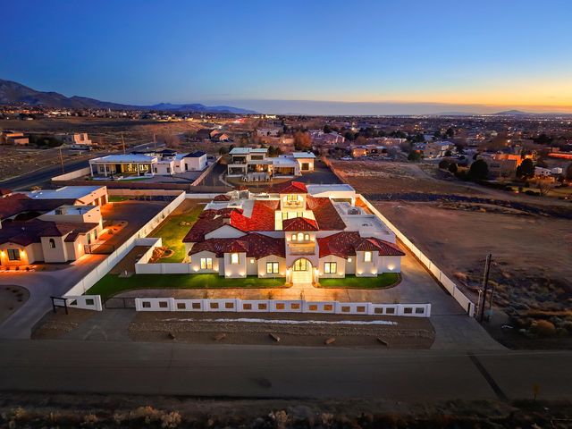 10300 Signal Avenue NE, Albuquerque, NM 87122