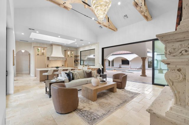 10300 Signal Avenue NE, Albuquerque, NM 87122