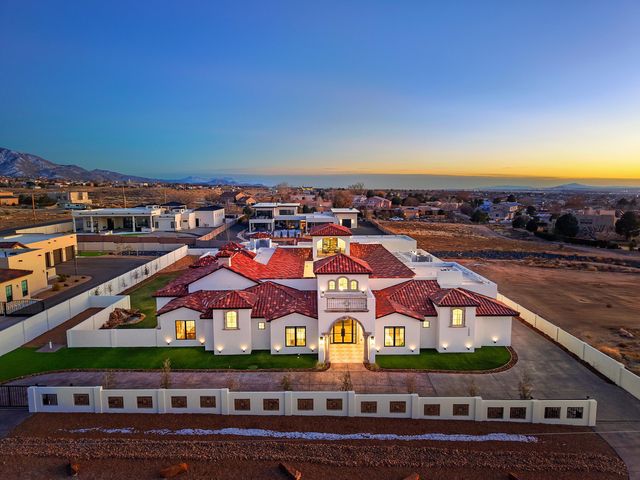 10300 Signal Avenue NE, Albuquerque, NM 87122